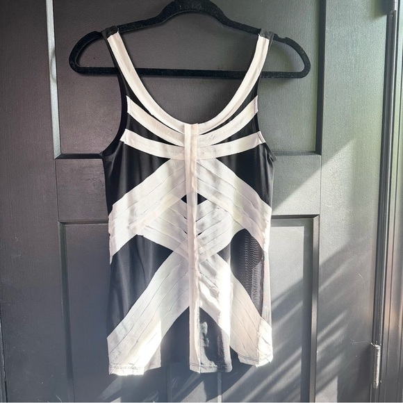 Urban Outfitters Silence & Noise Bodycon Tank - Size XS ⭐ - Picture 1 of 3